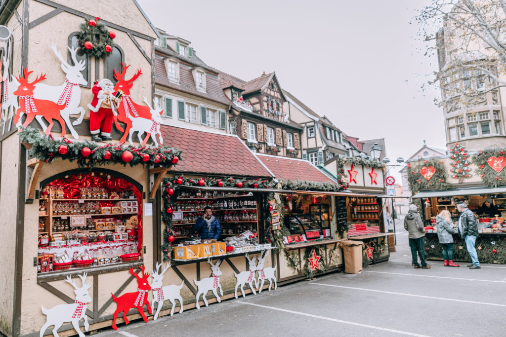 A GUIDE TO FRANCE CHRISTMAS MARKETS Tour de Lust